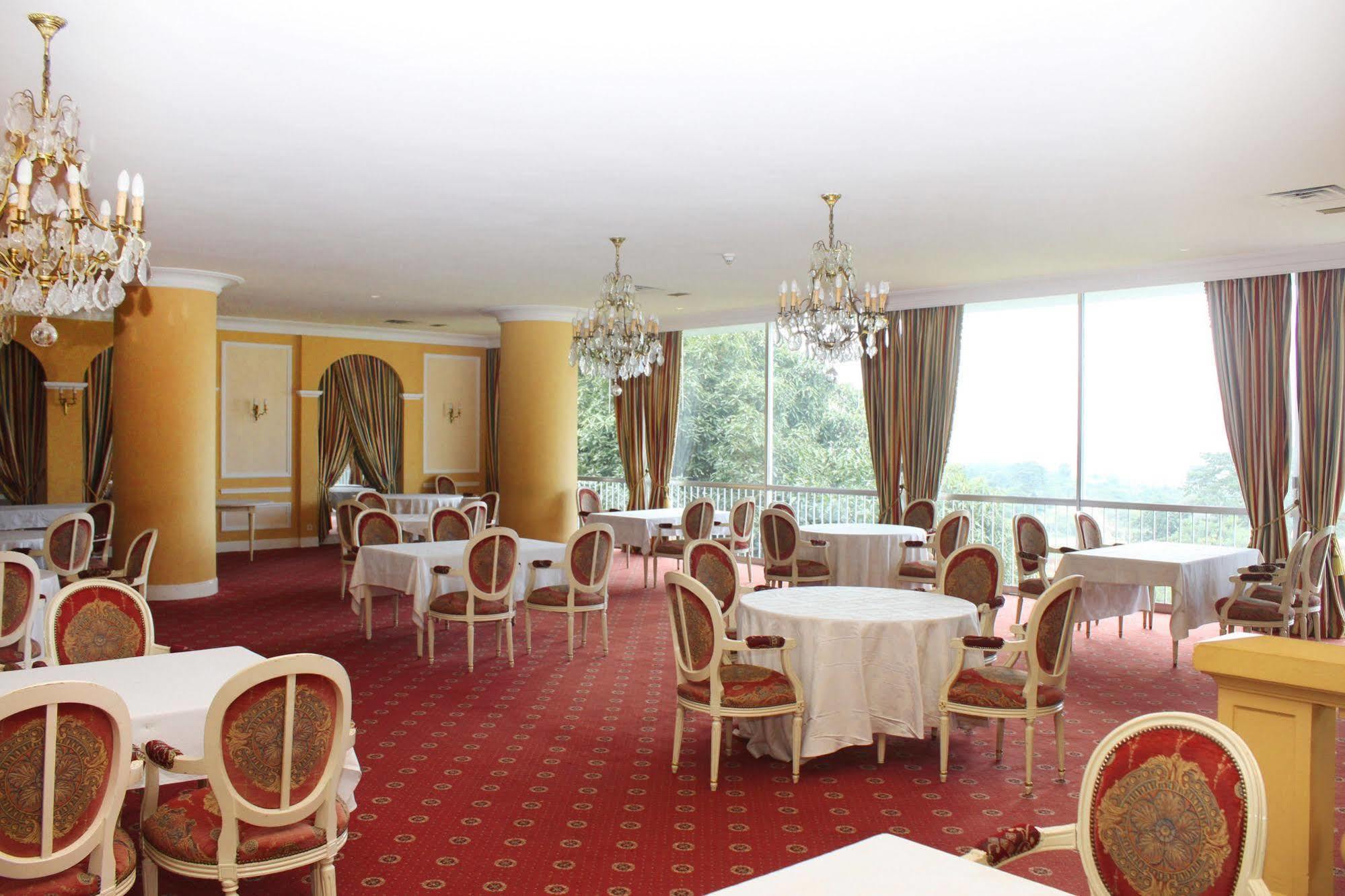 Hotel Mont Febe Yaounde Luaran gambar