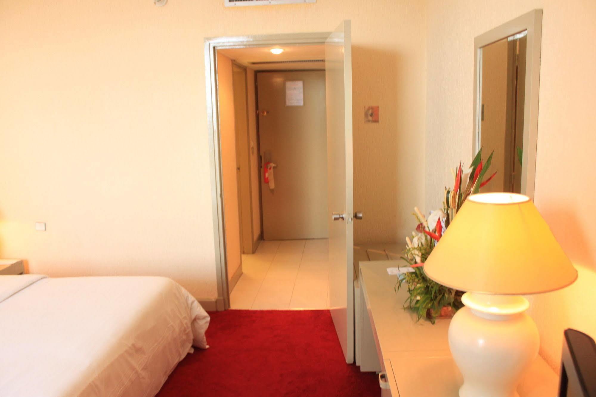 Hotel Mont Febe Yaounde Luaran gambar
