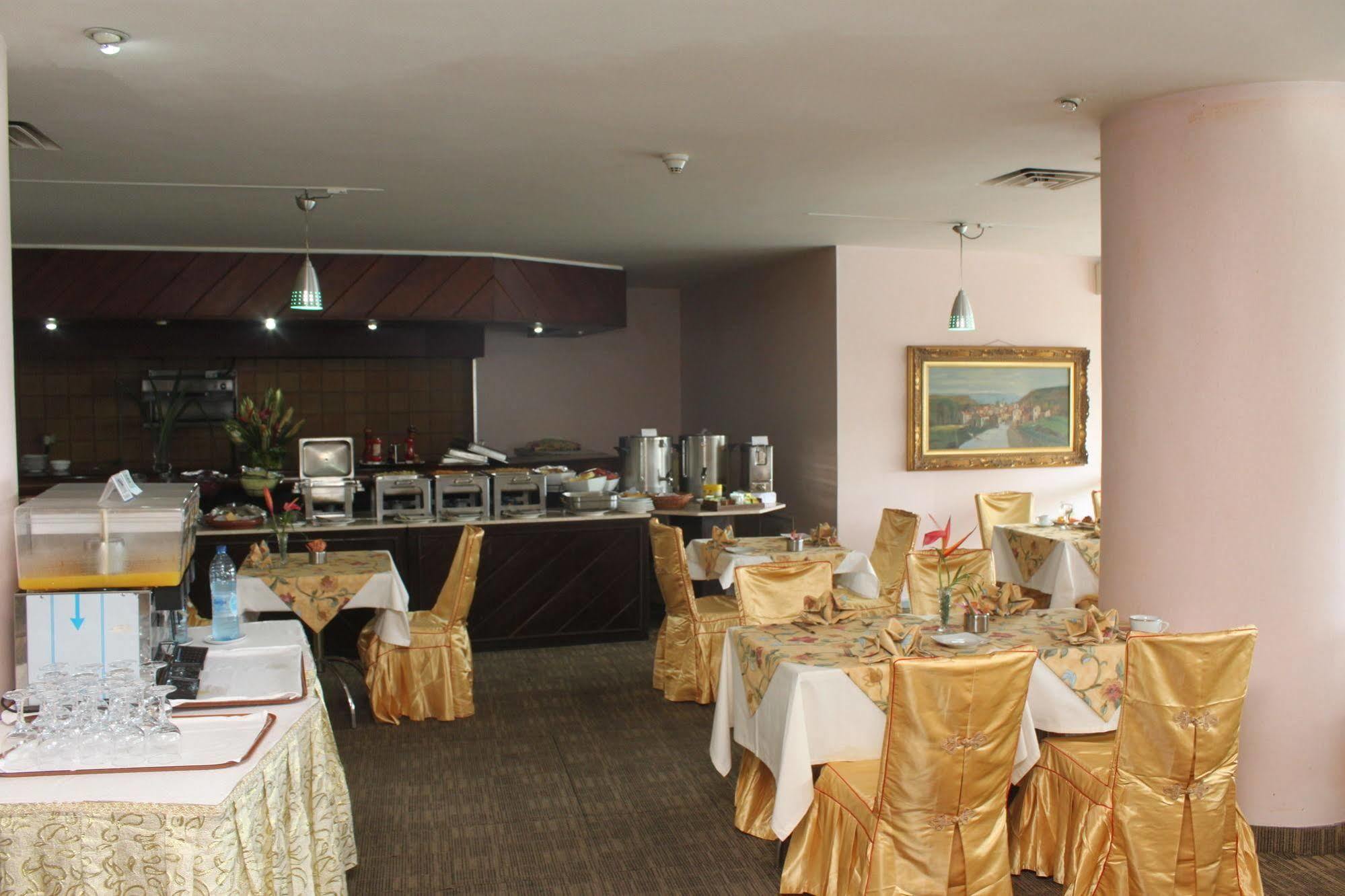 Hotel Mont Febe Yaounde Luaran gambar